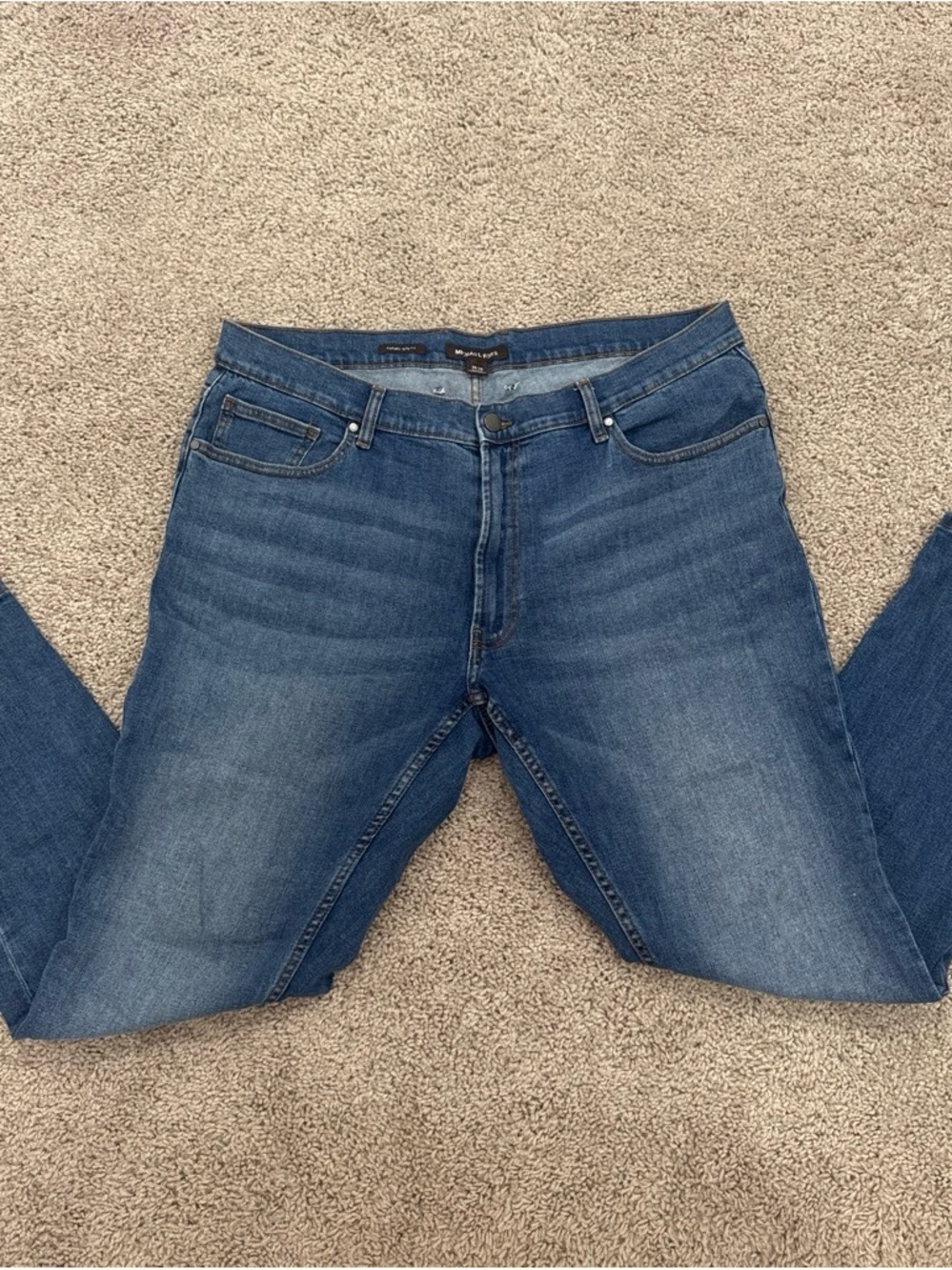 Michael Kors Men’s Denim Straight Jeans in Blue with Tan Patch - Picture 3 of 5